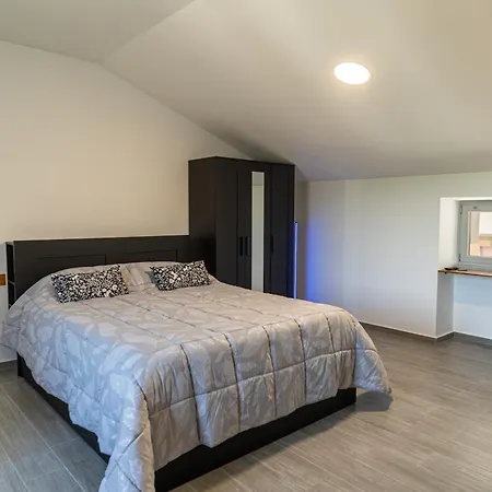 Nocleg ze śniadaniem Canada - Tufara Valle, Canada, Tufara Valle, Avellino, Benevento, Montesarchio 3*